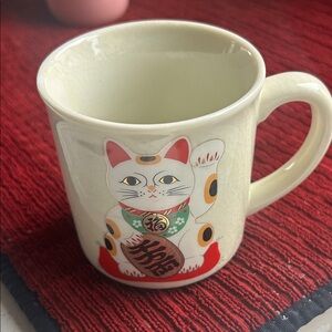 Lucky Cat Ceramic Mug - Cream